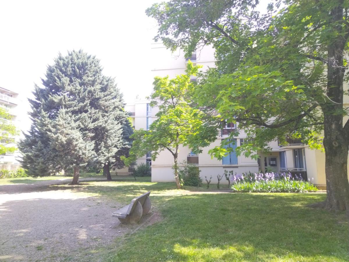 Residence Du Parc Des Tilleuls De Lyon 82 M2 Pkg Free Dış mekan fotoğraf